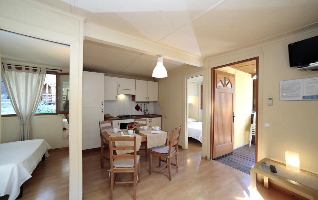 Il Frantoio Camping サン・バルトロメーオ・アル・マーレ 部屋 写真